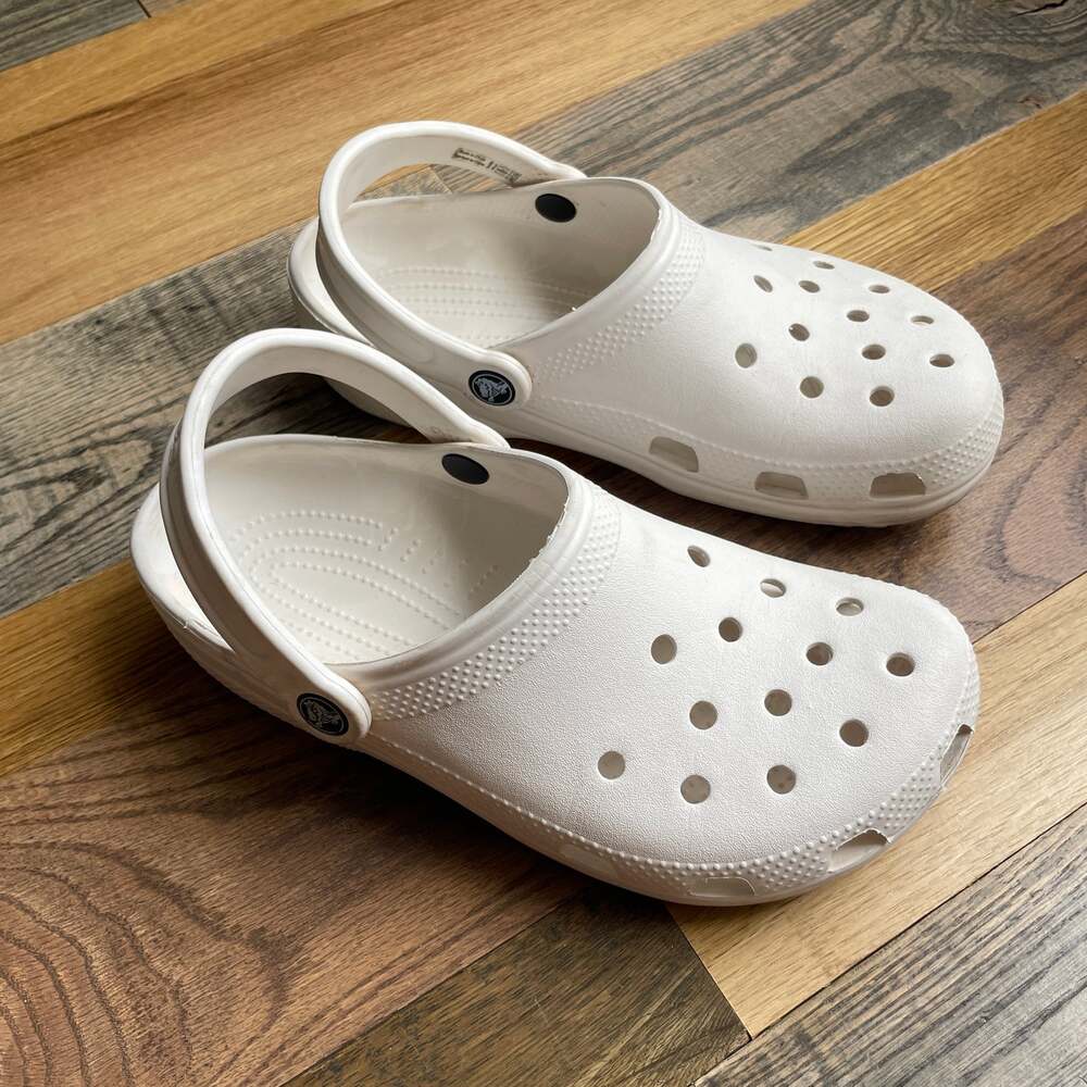 Crocs Classic Clog White Men's 6 Women's 8 Slip On Comfort Shoes
